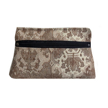 Load image into Gallery viewer, Cosmetic Bag - Brocade 1974
