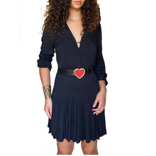 Load image into Gallery viewer, Heart Belt - Nude wPink
