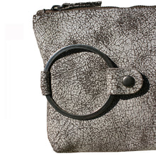 Load image into Gallery viewer, Ring Clutch - Crackle White
