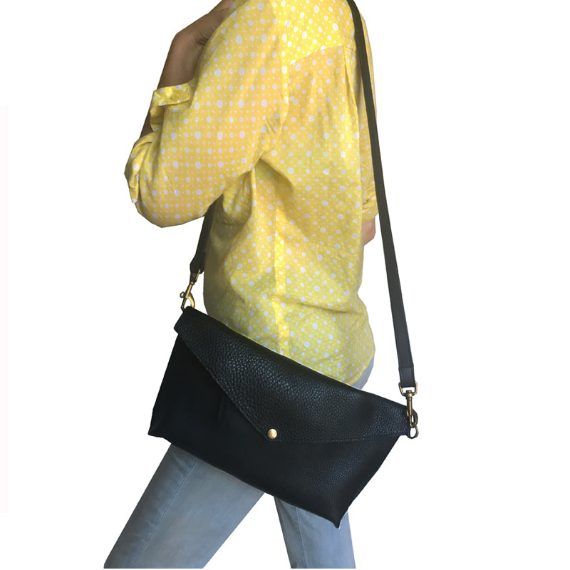 Seam-Out Crossbody - Black