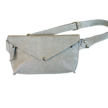 Load image into Gallery viewer, Seam-Out Fanny Pack - White Eggshell
