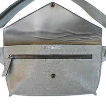 Load image into Gallery viewer, Seam-Out Fanny Pack - White Eggshell
